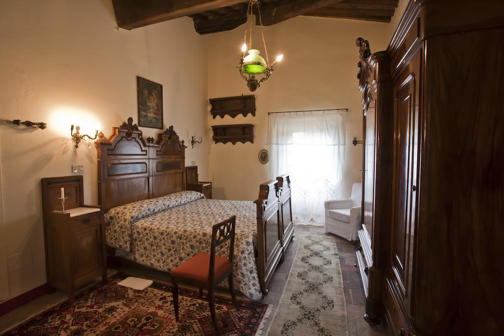 Fattoria Della Gioiosa - Agriturismo La Gelinda Guest House Казале Маритимо Стая снимка